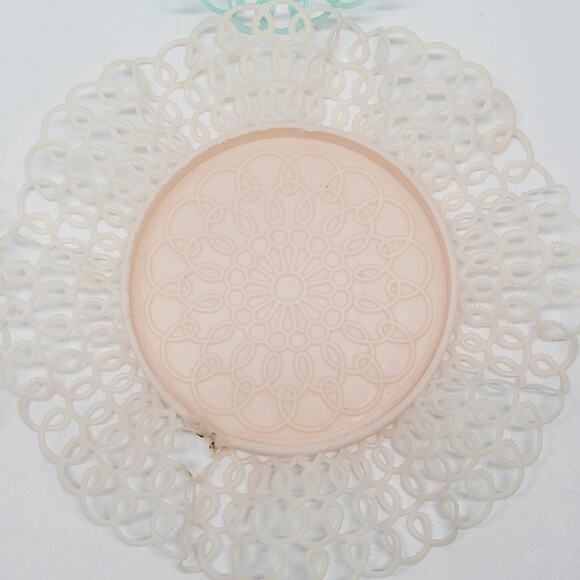 Vtg Teal Pink White Lace Lustro Ware Plastic 4 Coasters Holders Retro 1970's - Picture 8 of 16